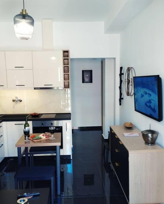 Xenofon'S Cozy Apartment Corfu  Esterno foto
